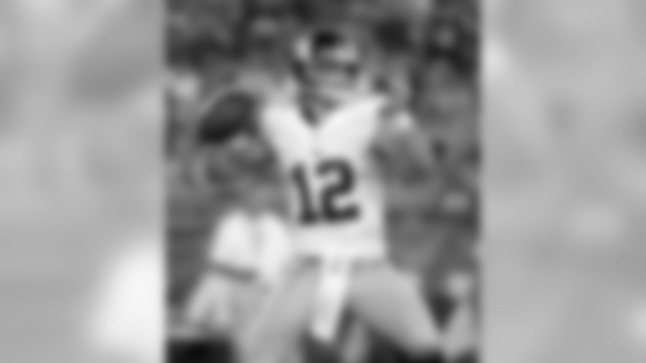 2:00, In relief of Eli Manning, Ryan Nassib passes deep to Myles White for a 25-yard touchdown, MIN 49 – NYG 17 – Watch Highlight