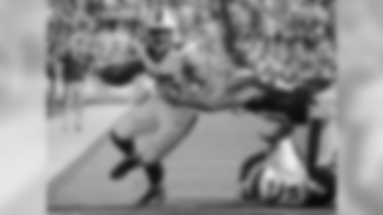 RB LESEAN MCCOY