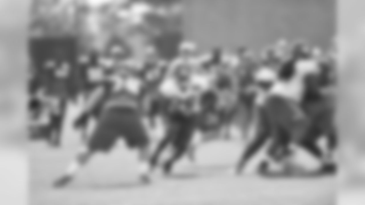 DT MARKUS KUHN, RB AKEEM HUNT, QB RYAN NASSIB