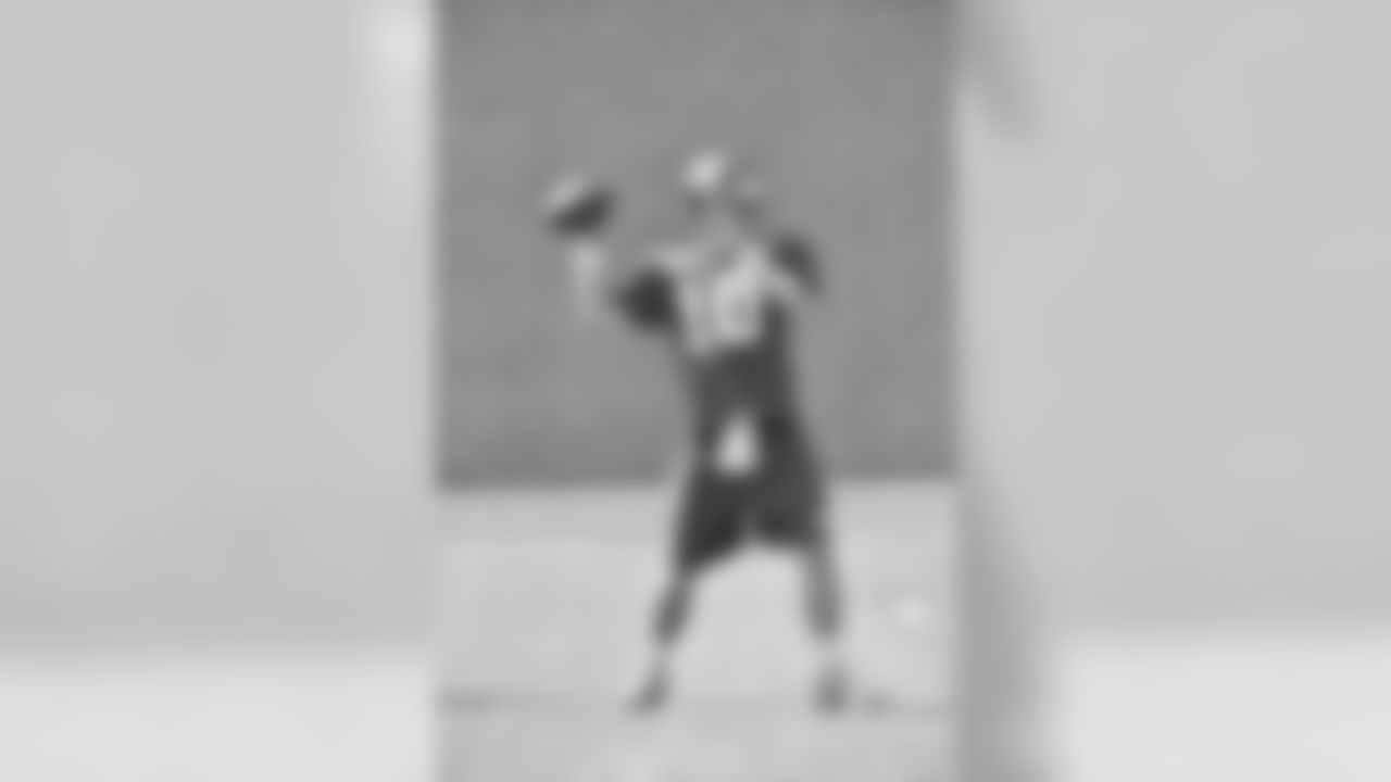 QB ELI MANNING