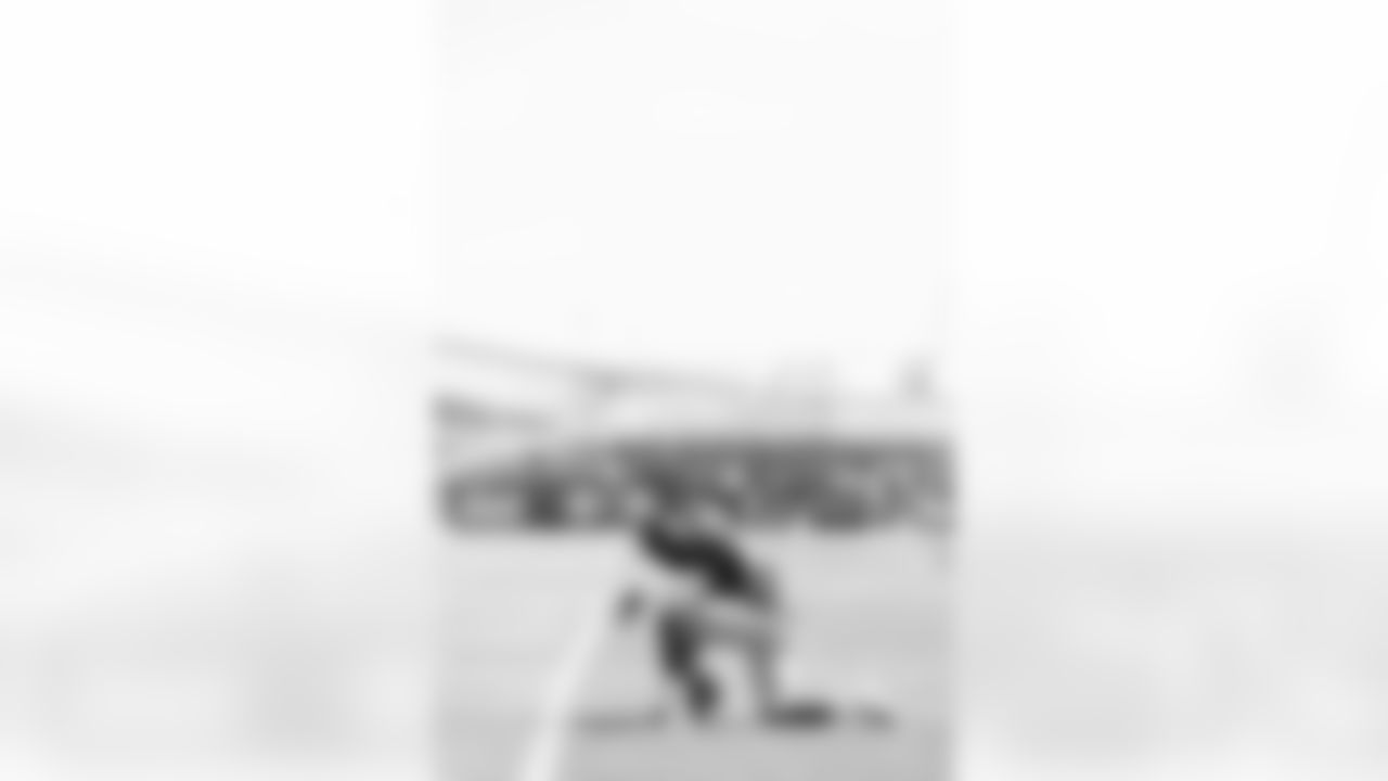 WR Jamison Crowder (80)