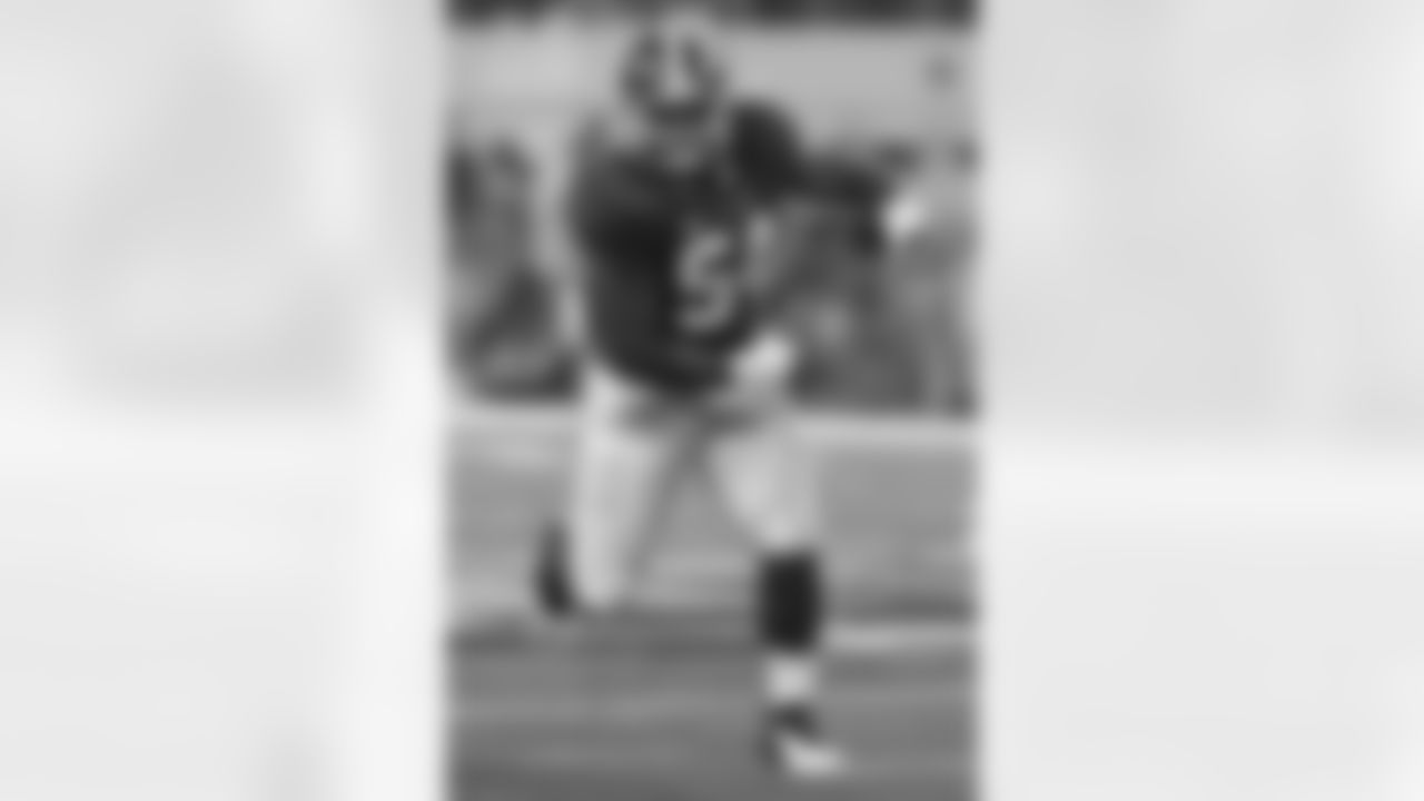 TOP DEFENSIVE LINEMAN: Dalvin Tomlinson, Alabama