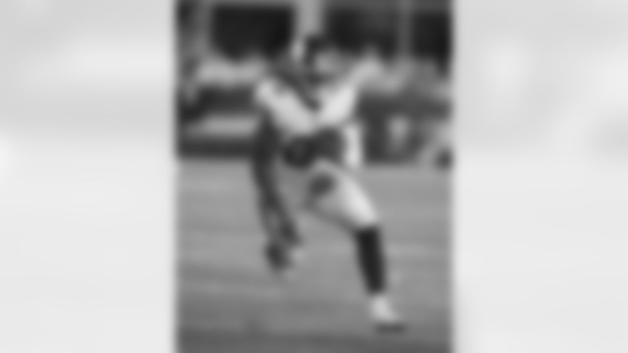 RB Antonio Williams
