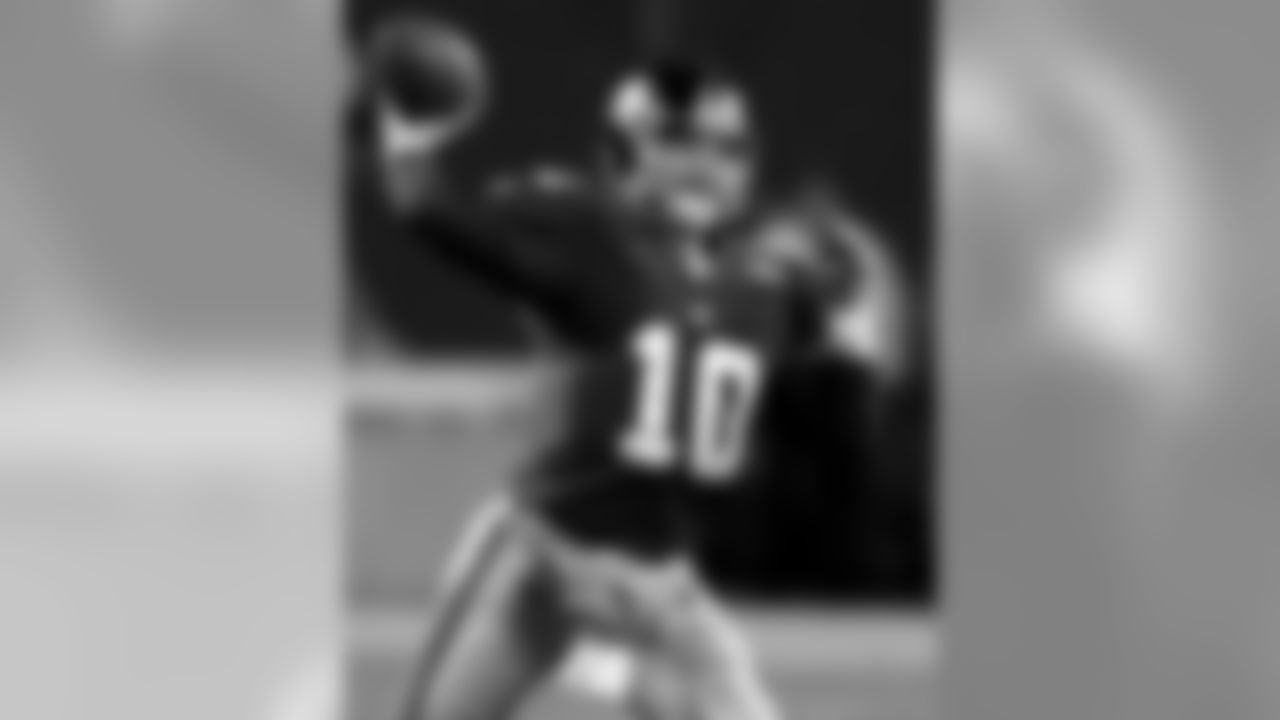 December 17, 2005 - New York Giants 27, Kansas City Chiefs 17