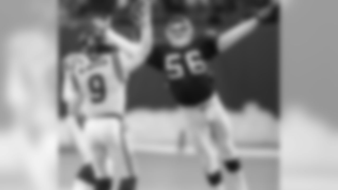 LAWRENCE TAYLOR - Class of 1999, Linebacker, 1981-1993 New York Giants