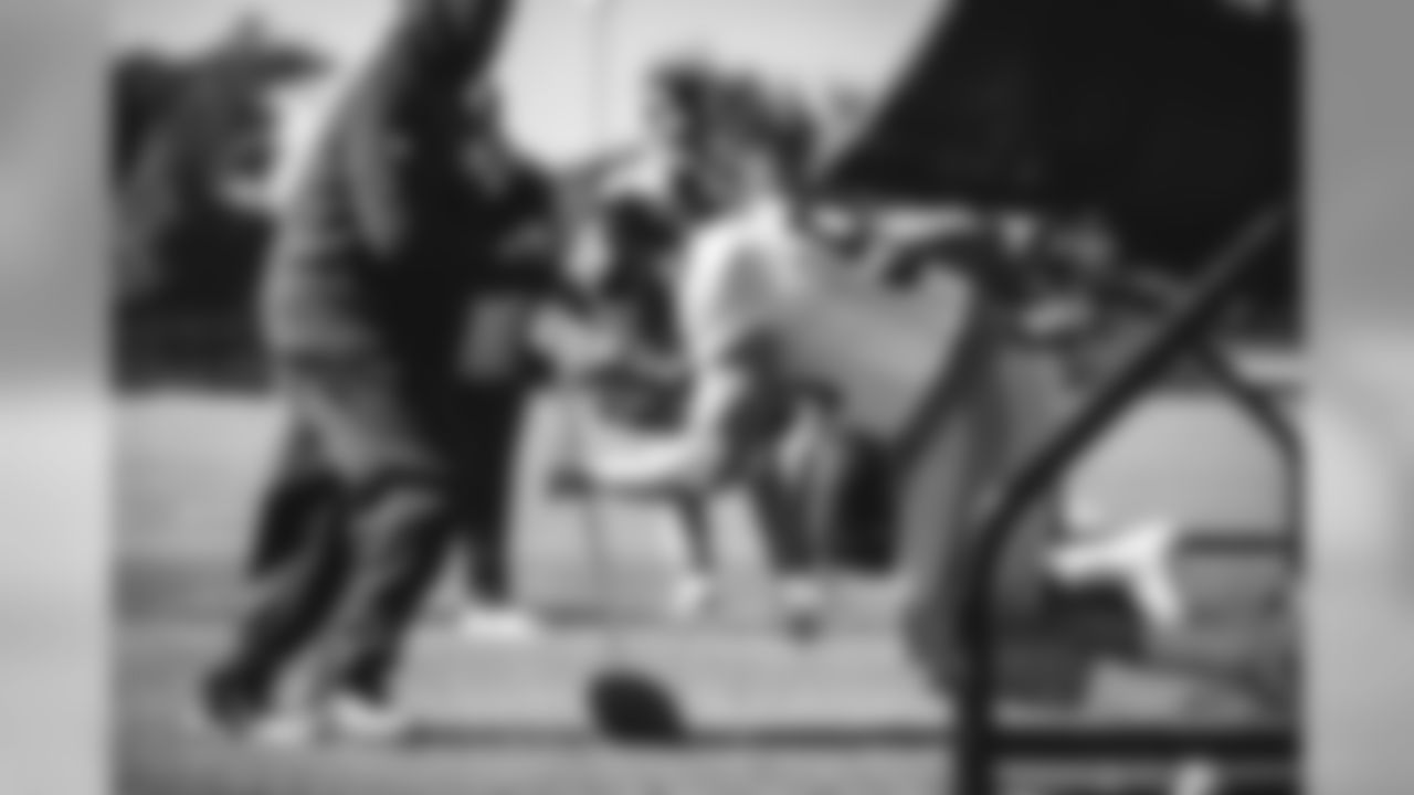 E_18_1025_GiantsPractice015