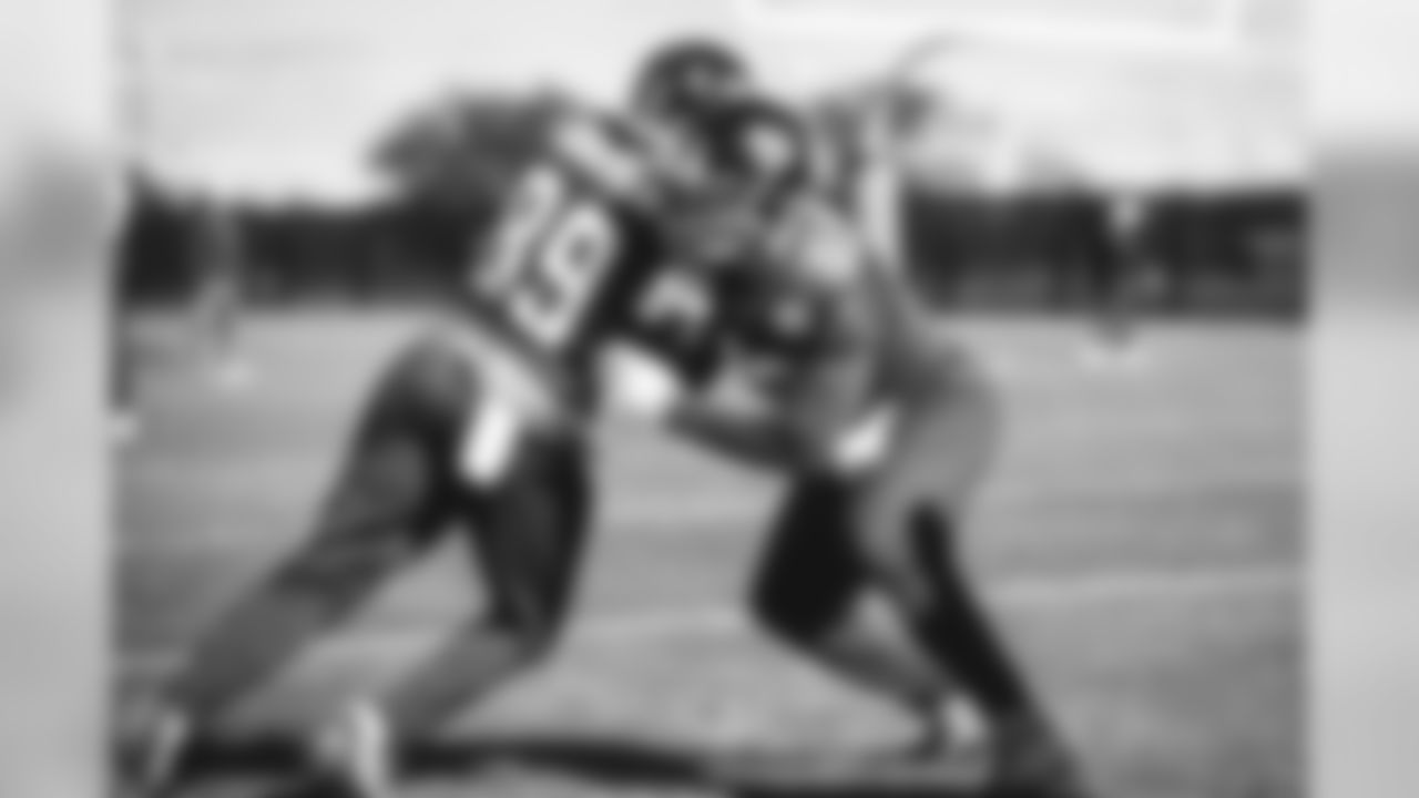 E_18_1025_GiantsPractice024