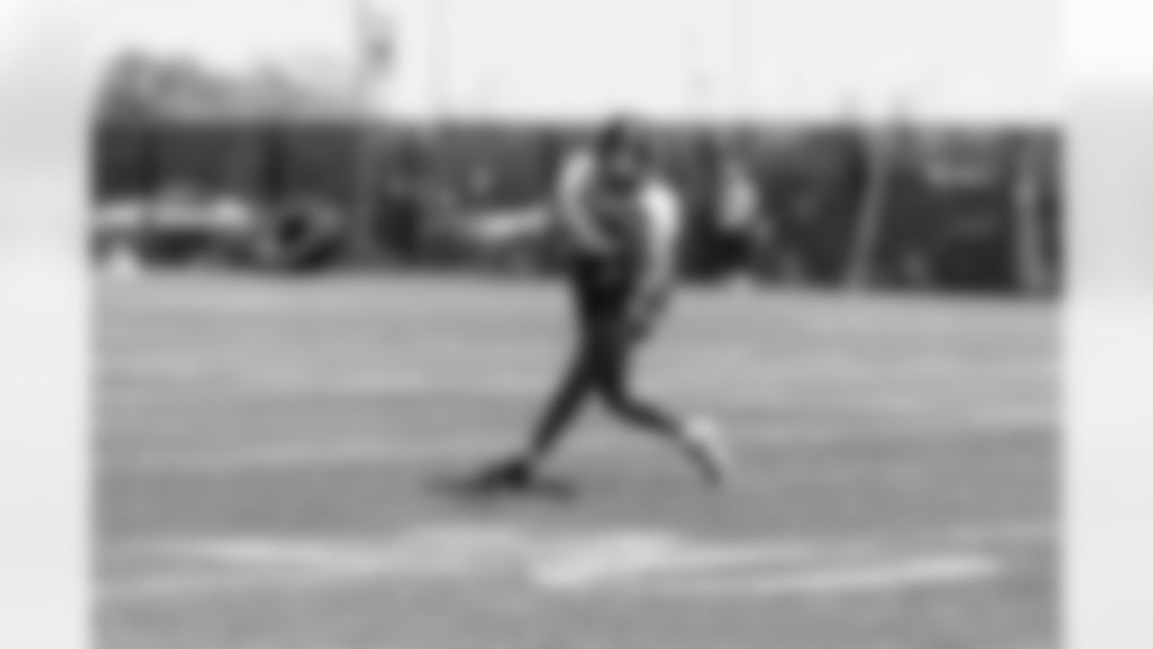 RB Haaziq Daniels (28)