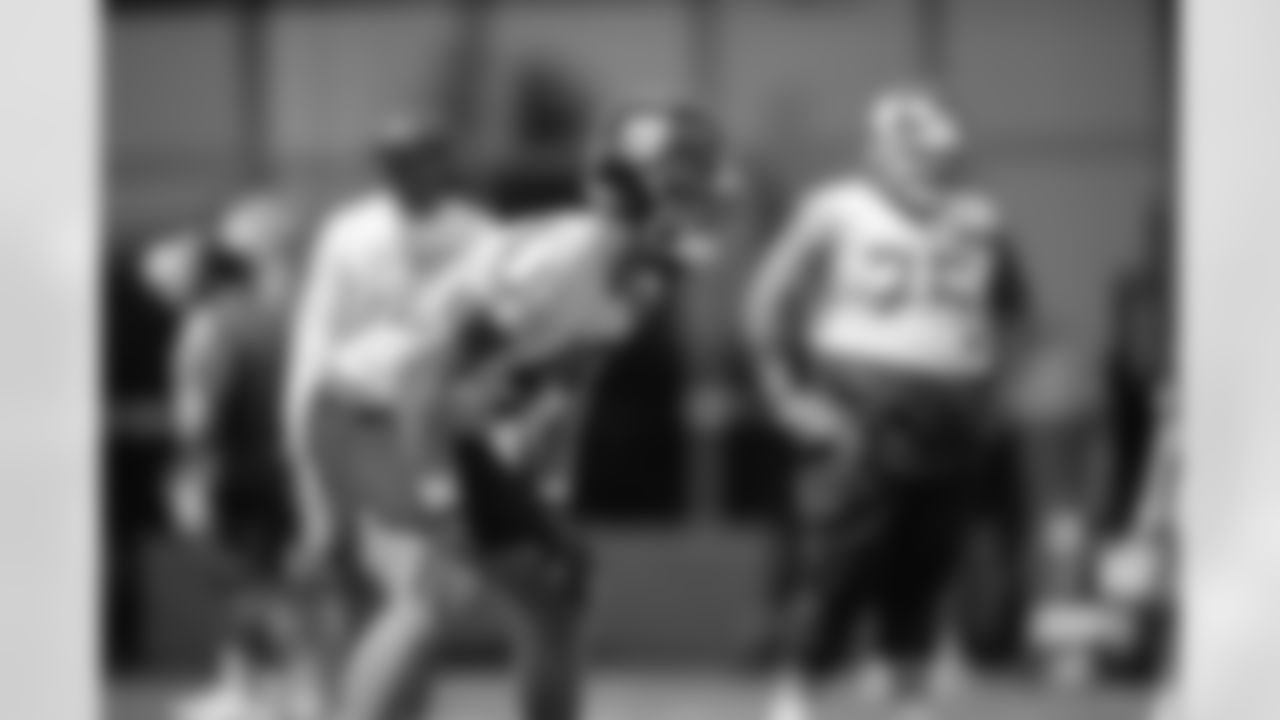 LB Carter Coughlin (49)