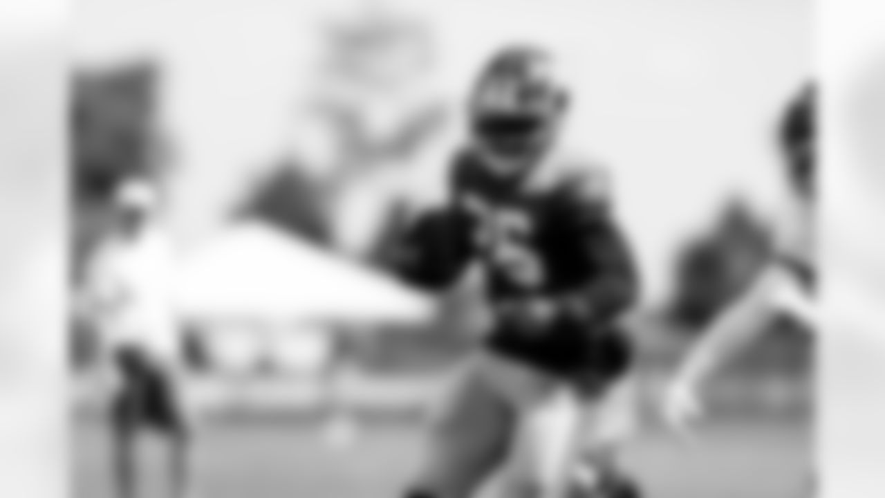 Saquon Barkley (26)
