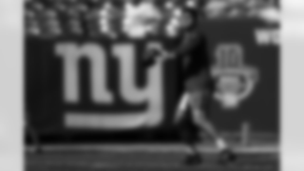 QB Daniel Jones