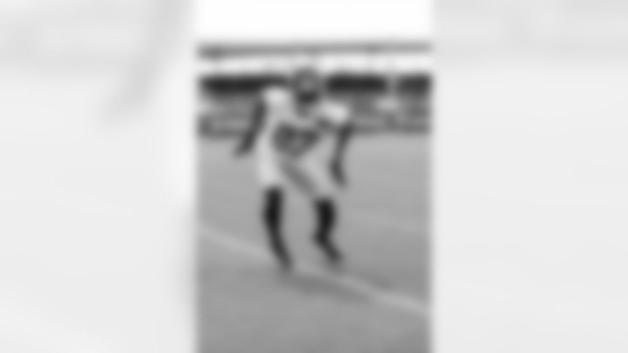 CB Michael Jacquet III (23)