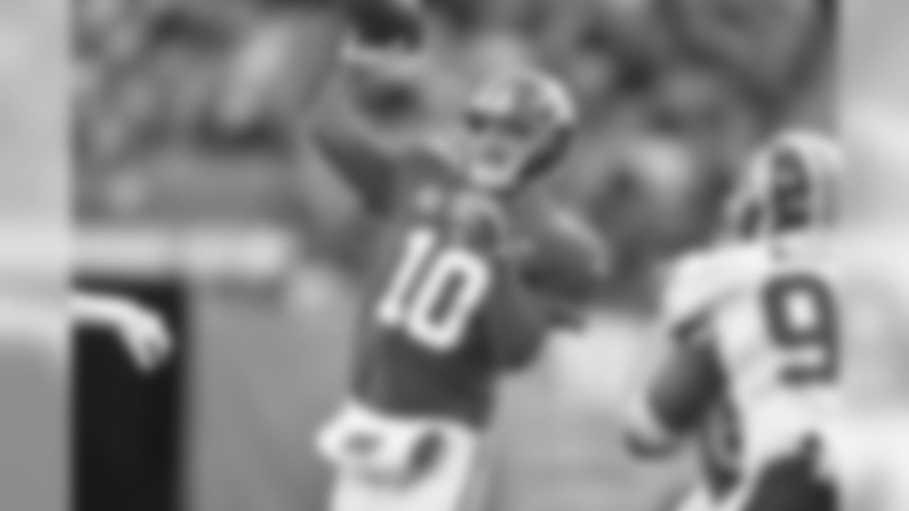 New York Giants quarterback Eli Manning (10) during a NFL football game against the Washington Redskins on Sunday December 31, 2017 in East Rutherford, N.J. (Evan Pinkus via AP)