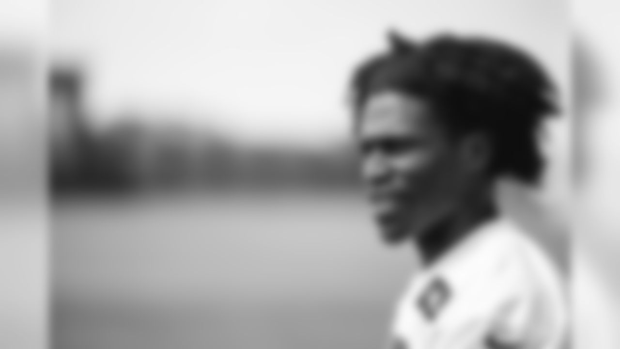 CB Darnay Holmes
