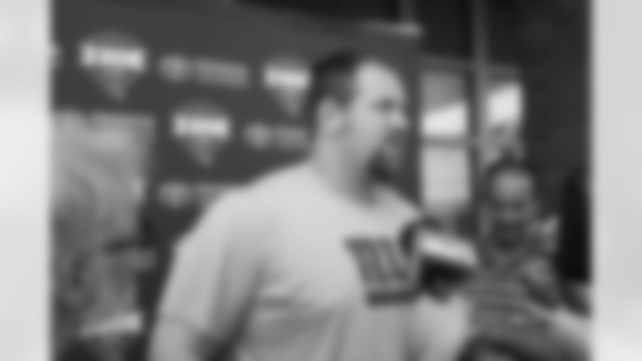 GUARD GEOFF SCHWARTZ