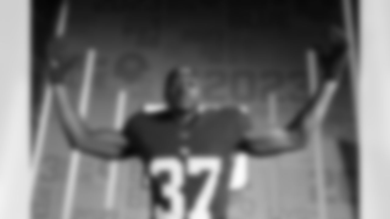 DB Tre Hawkins III (37)