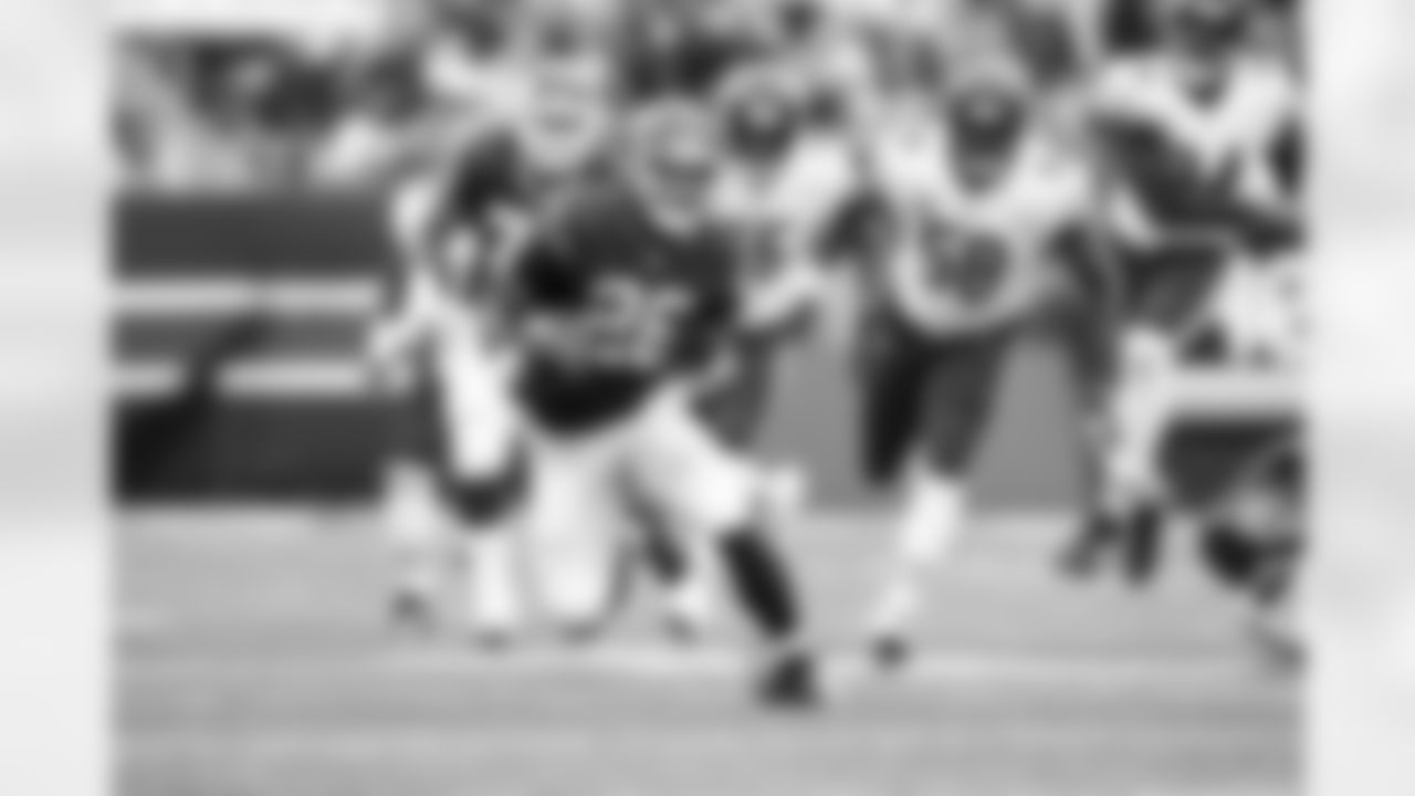 Saquon Barkley (26)