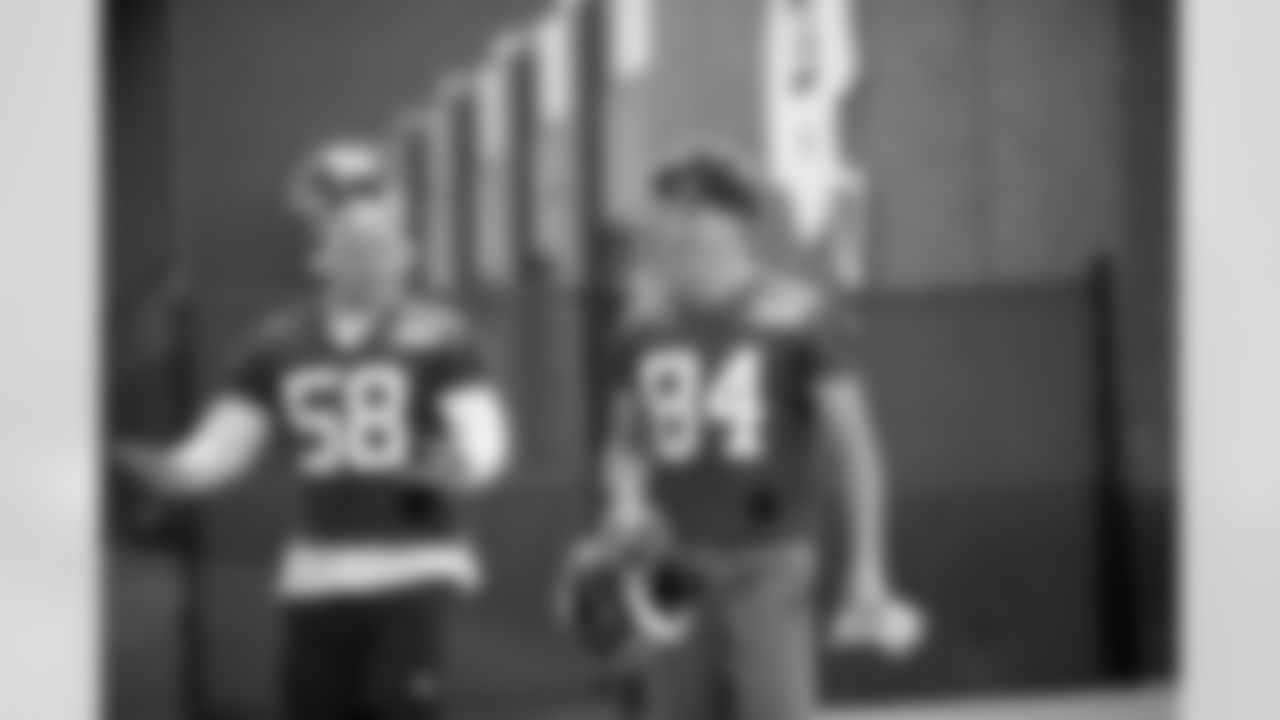 Casey Kreiter (58), David Sills (84)
