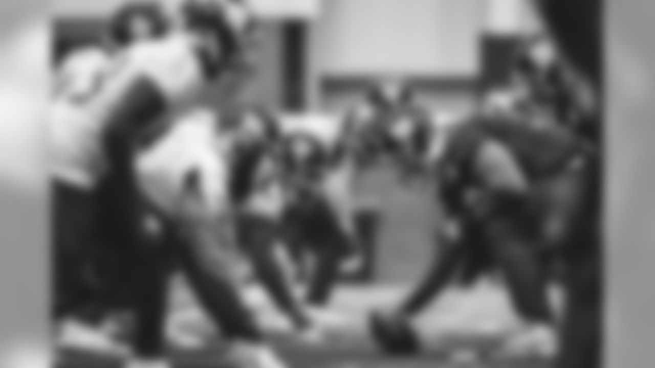 E_18_1115_GiantsPractice028