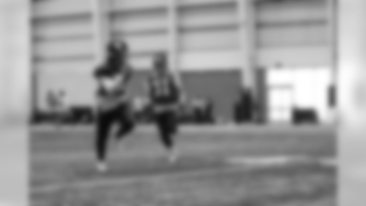 E_18_1213_GiantsPractice051