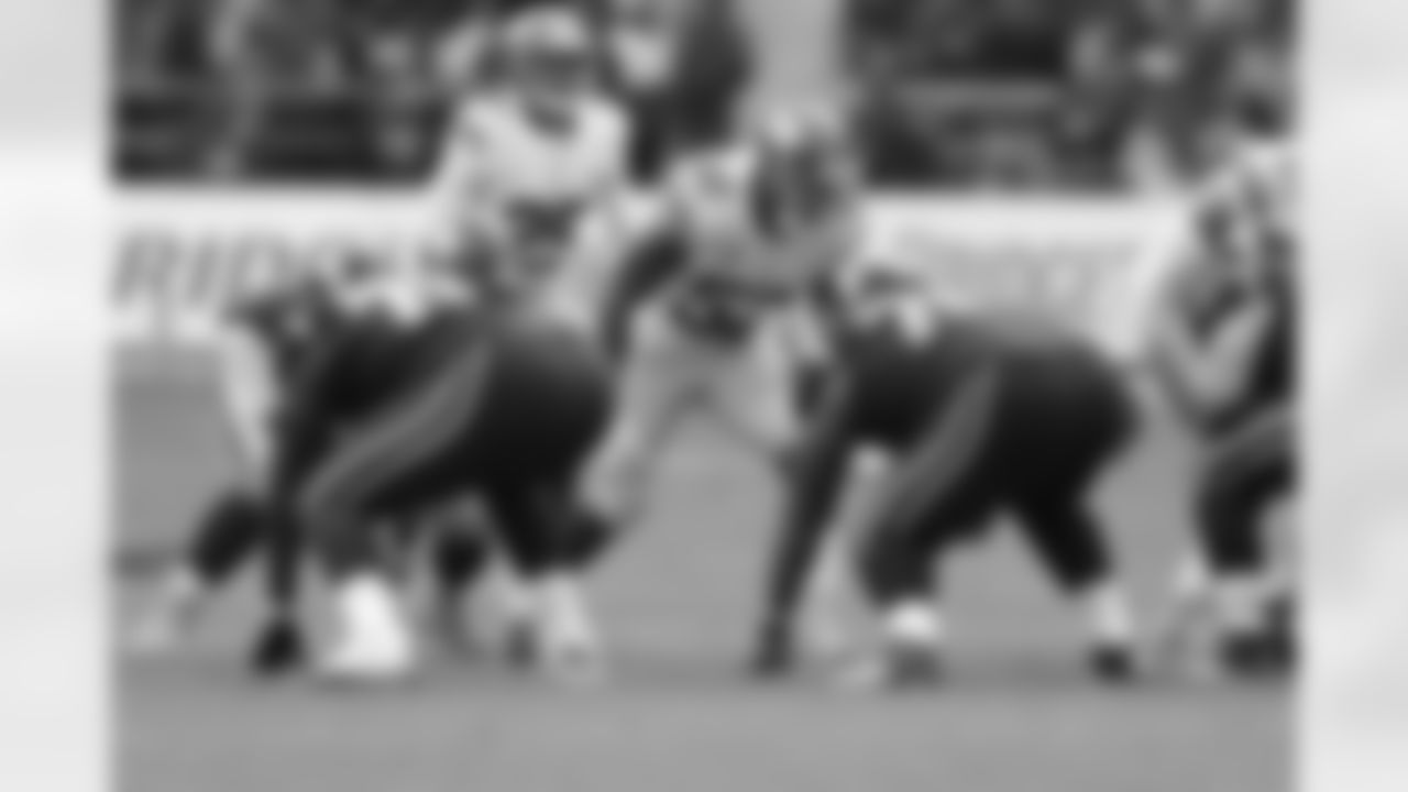 New York Giants outside linebacker Jonathan Casillas (52) lines up prior to the snap during an NFL football game against the Los Angeles Rams on Sunday, Oct. 23, 2016, in London. New York won 17-10. (Aaron M. Sprecher via AP)