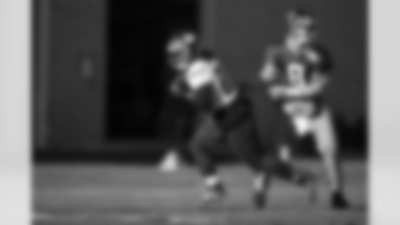 Saquon Barkley (26)