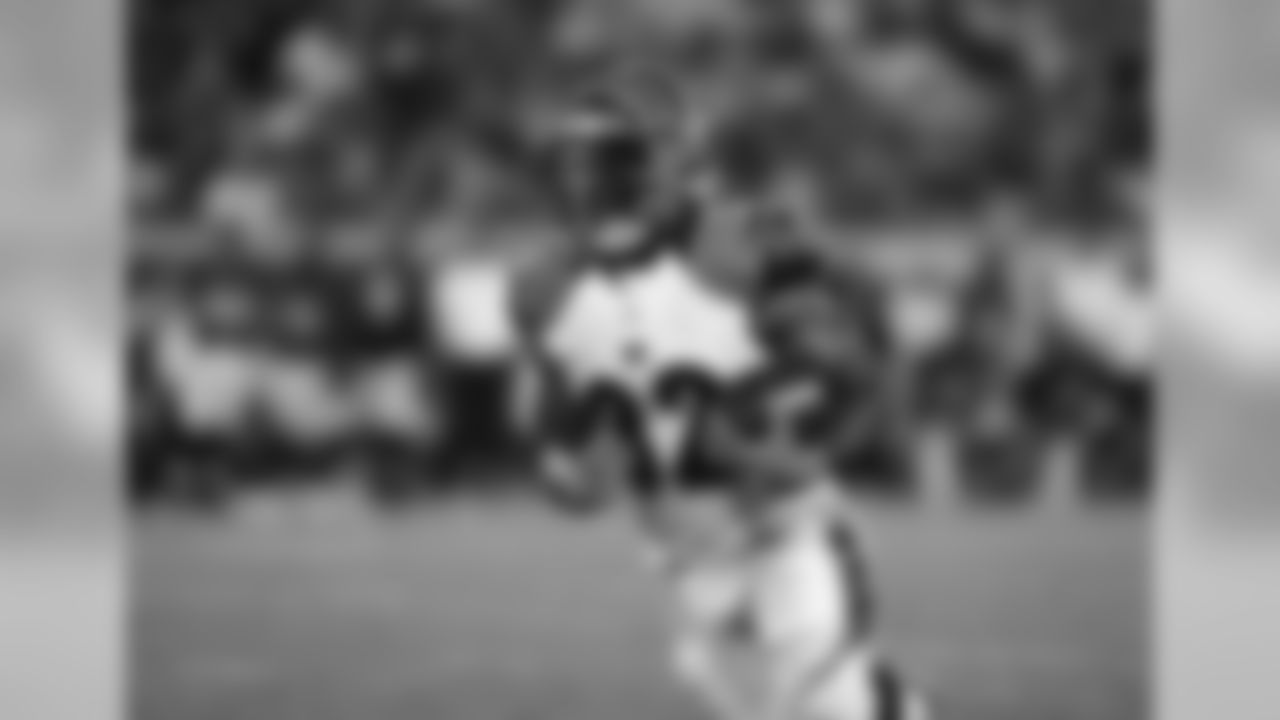 RB Jeremy Hill
