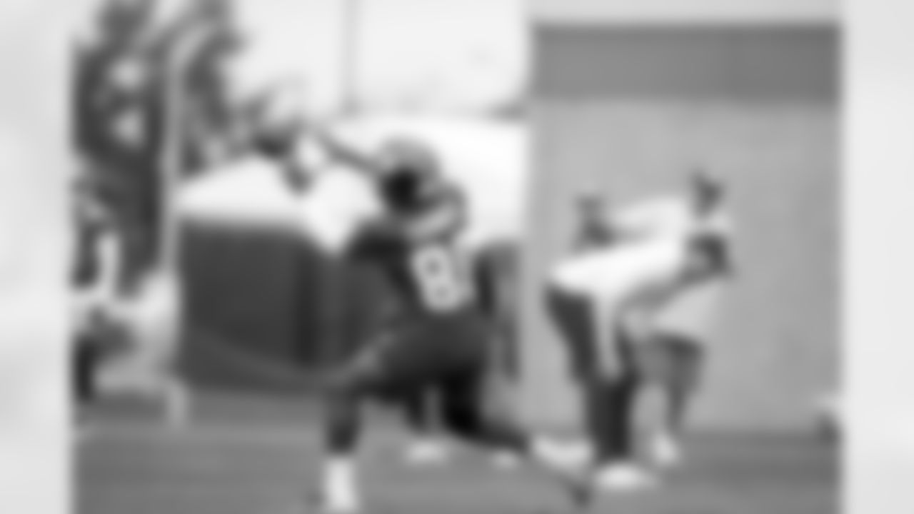 WR Jamison Crowder (80)