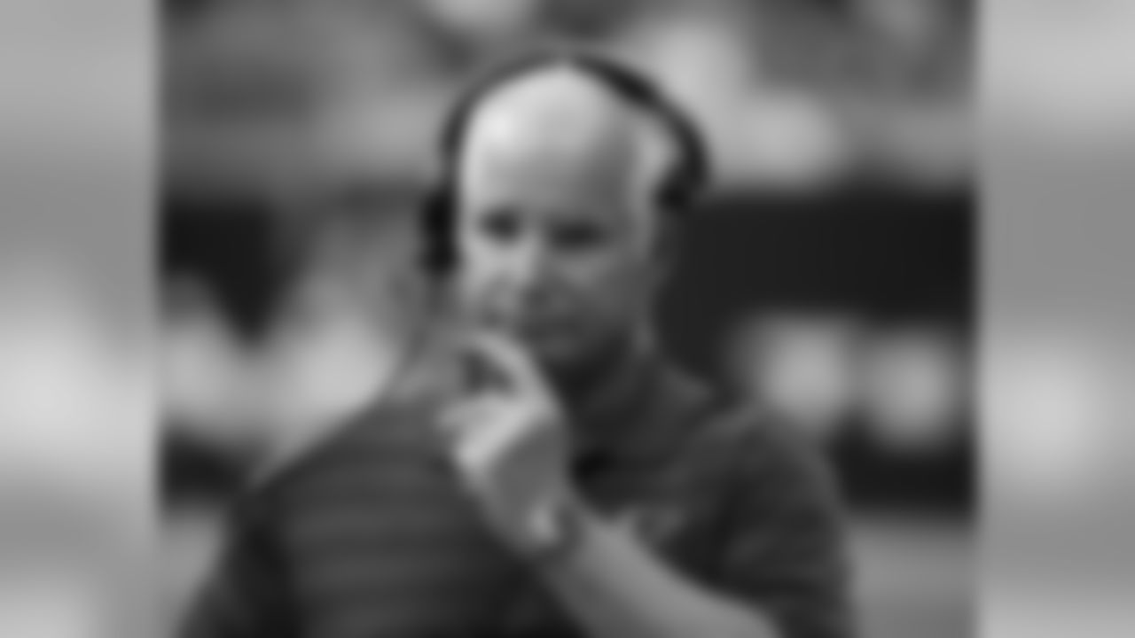 Head Coach Mike Smith