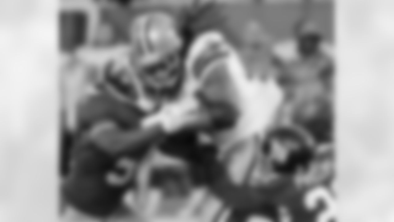 The Giants defense was able to stop the Cowboys running game.