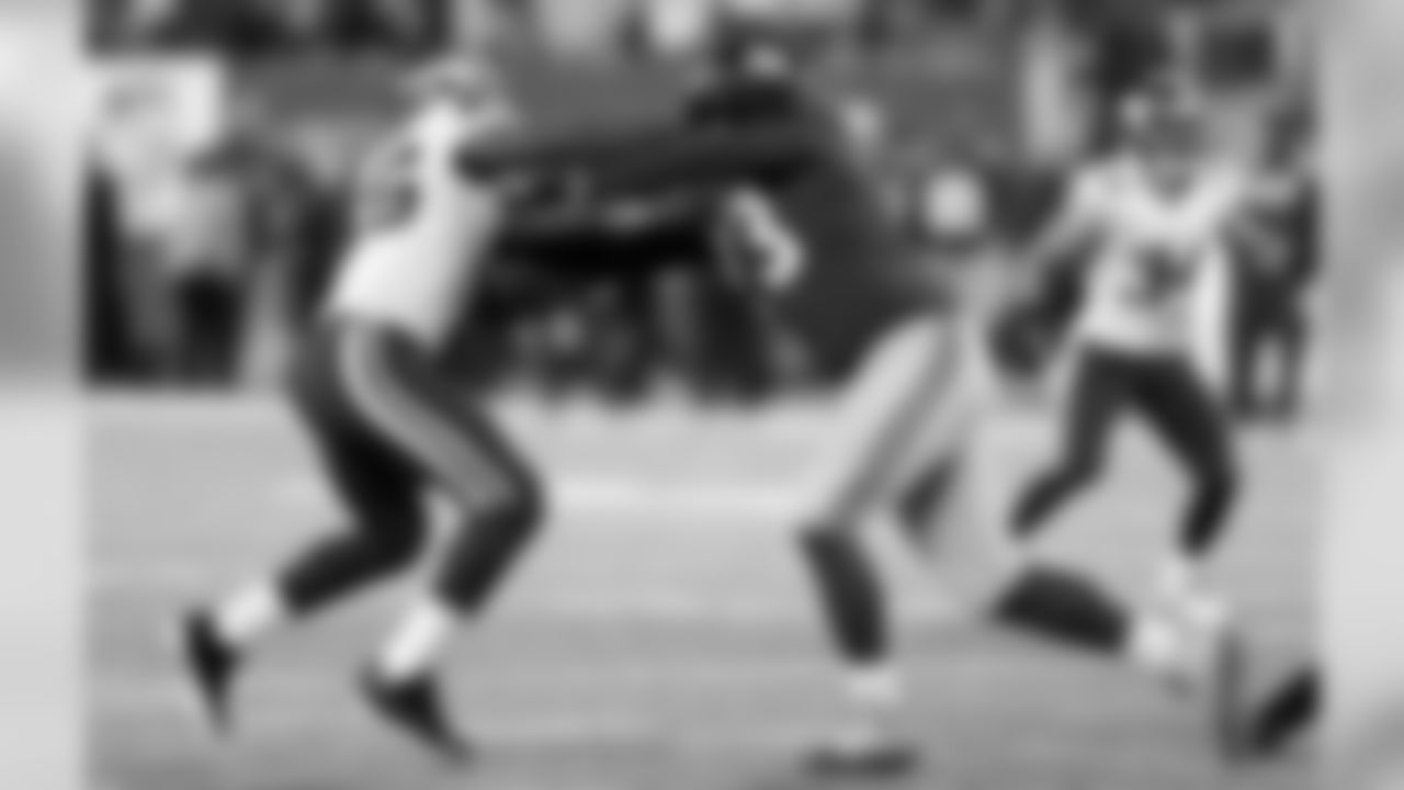 James Brewer, Offensive linemanSIGNED WITH JETS