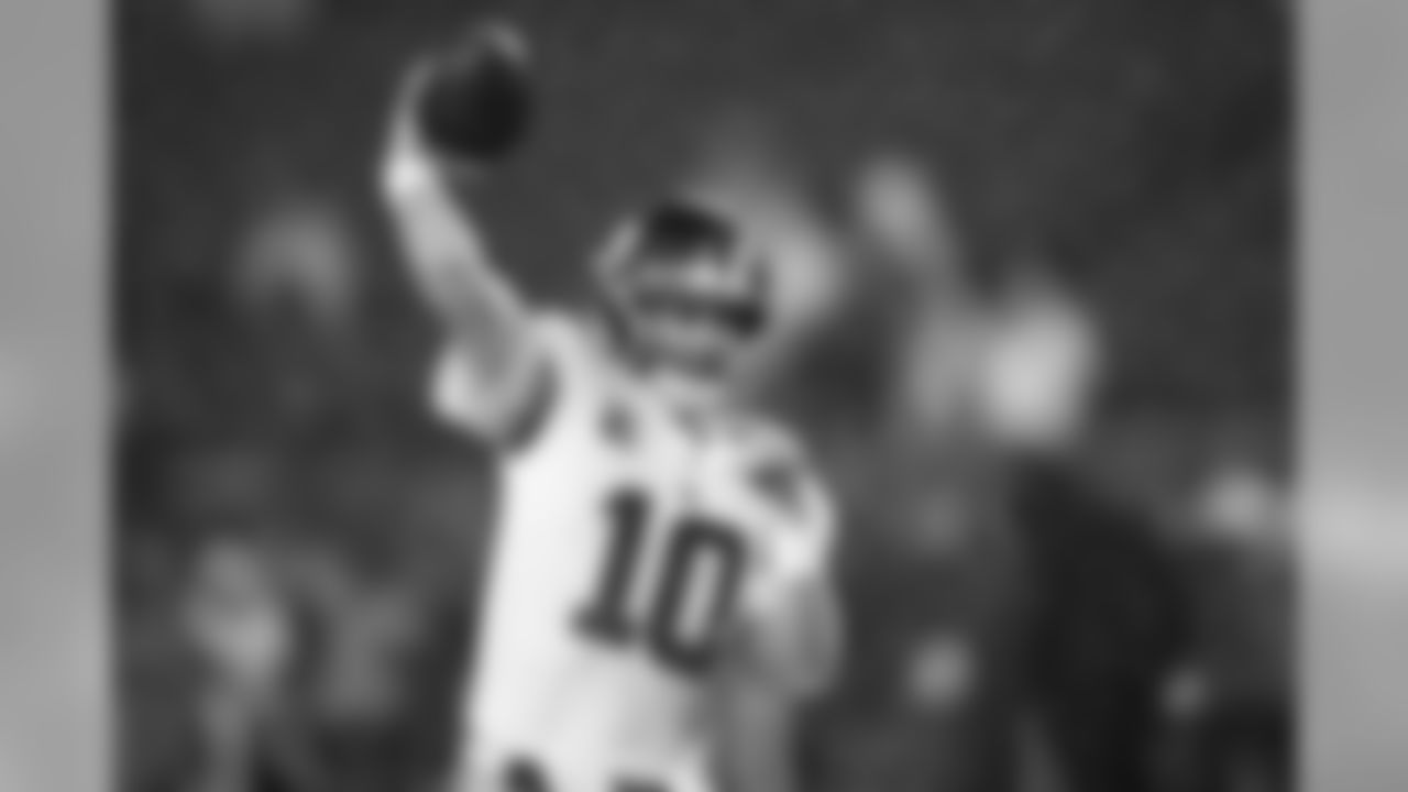 New York Giants' Eli Manning warms up before an NFL football game against the Philadelphia Eagles, Monday, Dec. 9, 2019, in Philadelphia. (AP Photo/Matt Rourke)