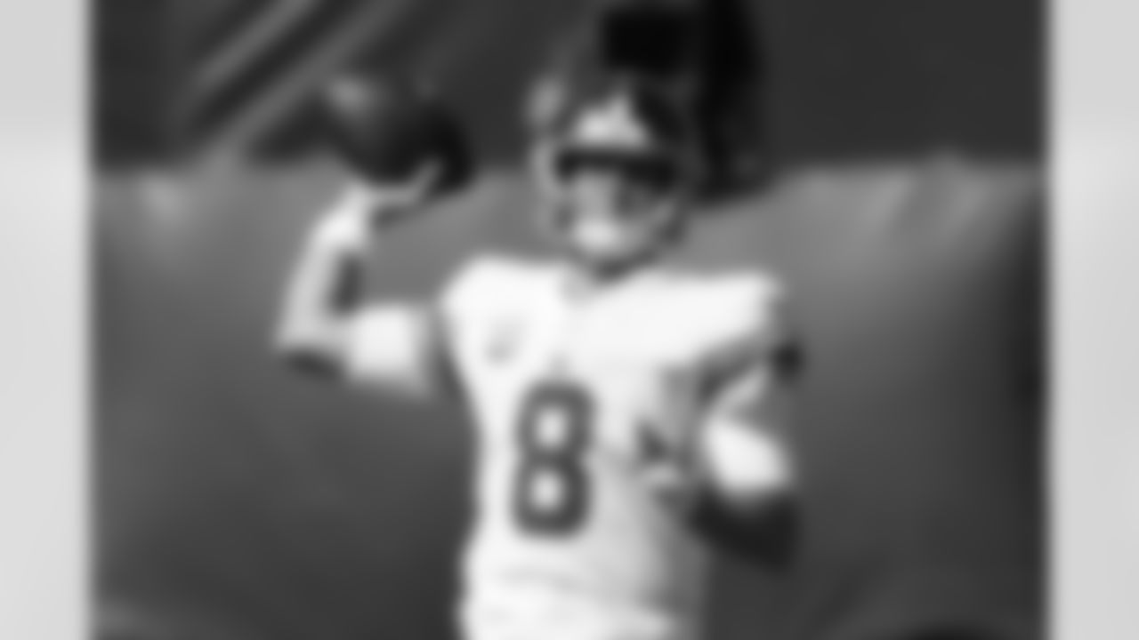 QB Daniel Jones