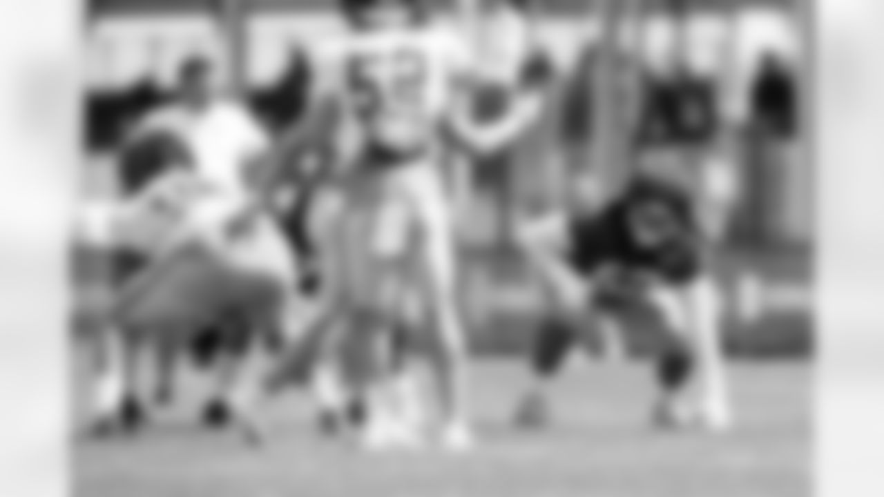 Devery Hamilton (62)