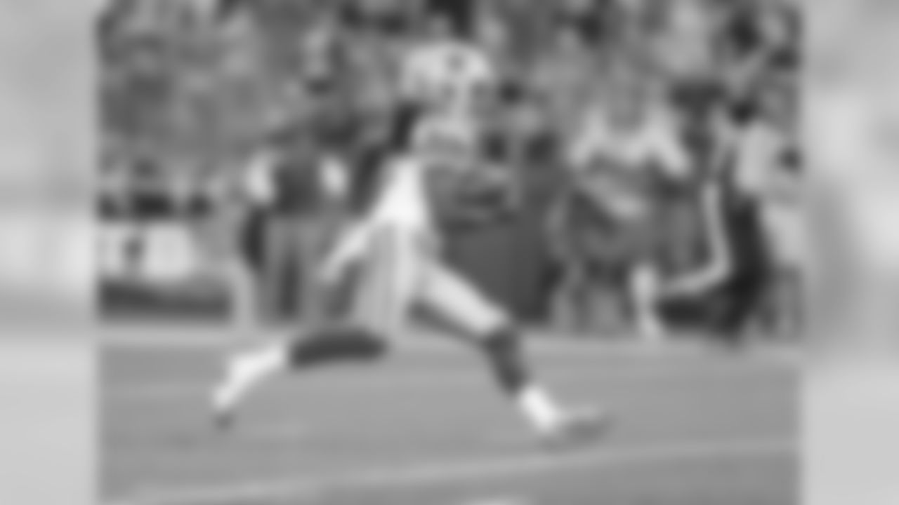 KR Lucky Whitehead