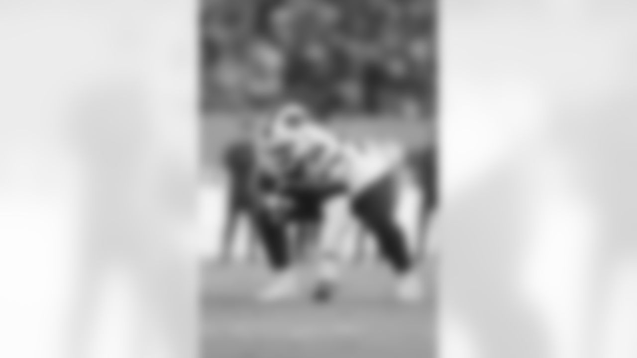 Buffalo Bills guard Jon Feliciano (76) in a three-point stance on the line of scrimmag during an NFL football game against the Tennessee Titans, Monday, Oct. 18, 2021, in Nashville, Tenn. The Titans won 34-31. (Perry Knotts via AP)