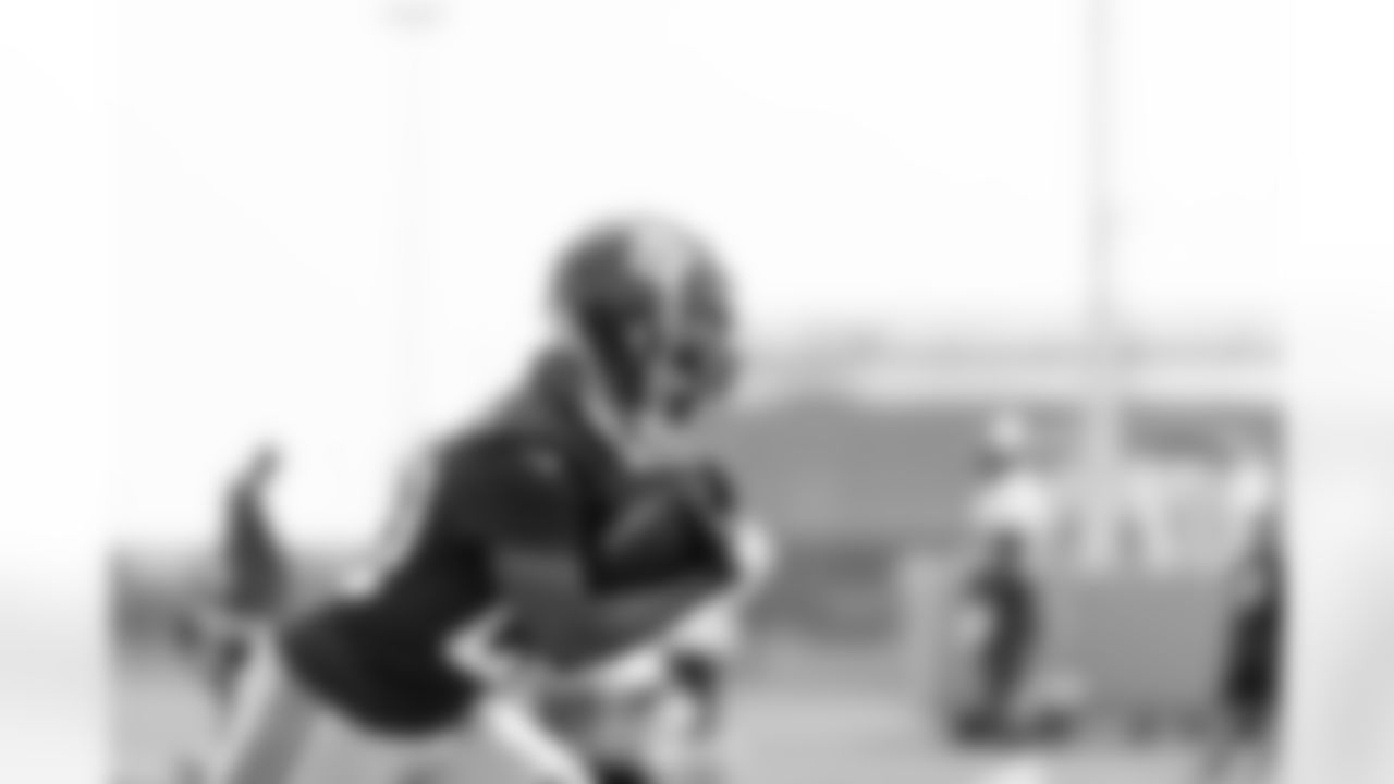 Eric Gray (20)