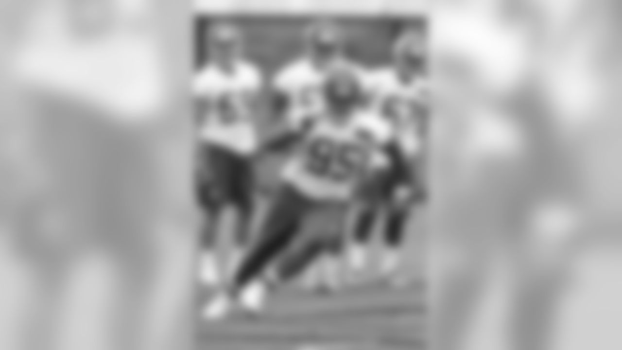 DT B.J. Hill