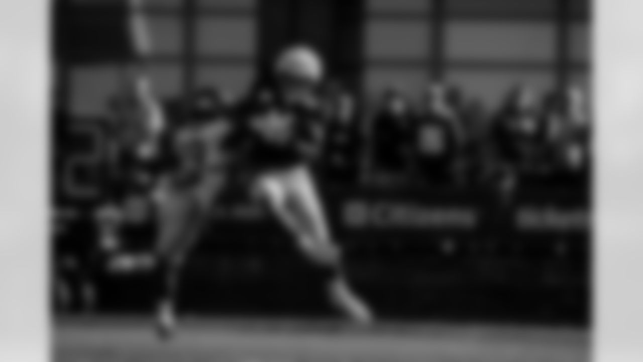 S Xavier McKinney (29), TE Darren Waller (12)