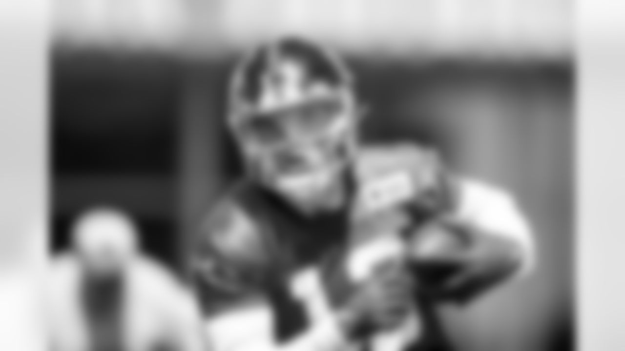 WR Travis Toivonen (13)