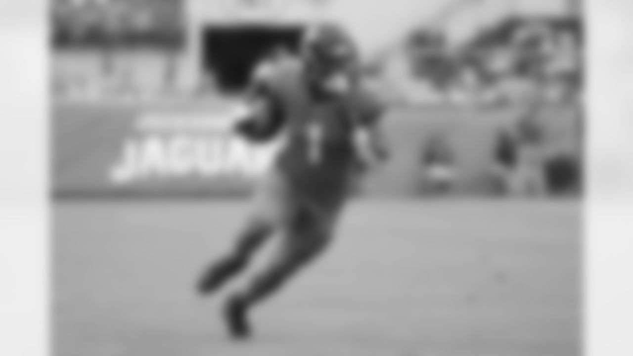 RB Travis Etienne Jr. - Jacksonville Jaguars (2021)