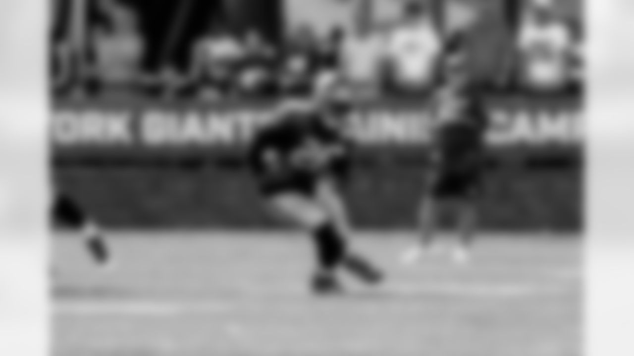 Saquon Barkley (26)
