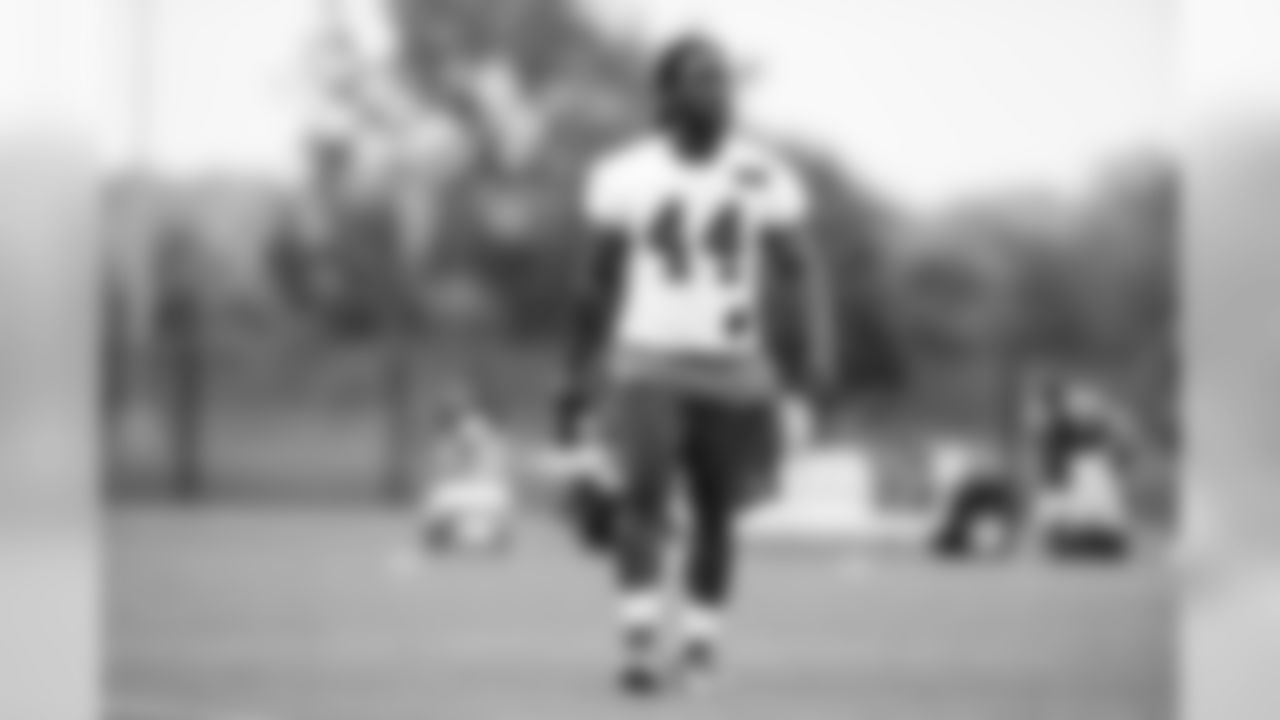 OLB Markus Golden