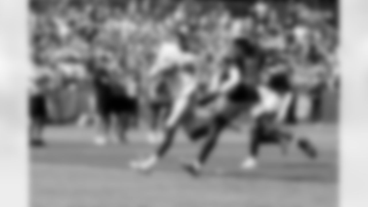 WR Darius Slayton (86)