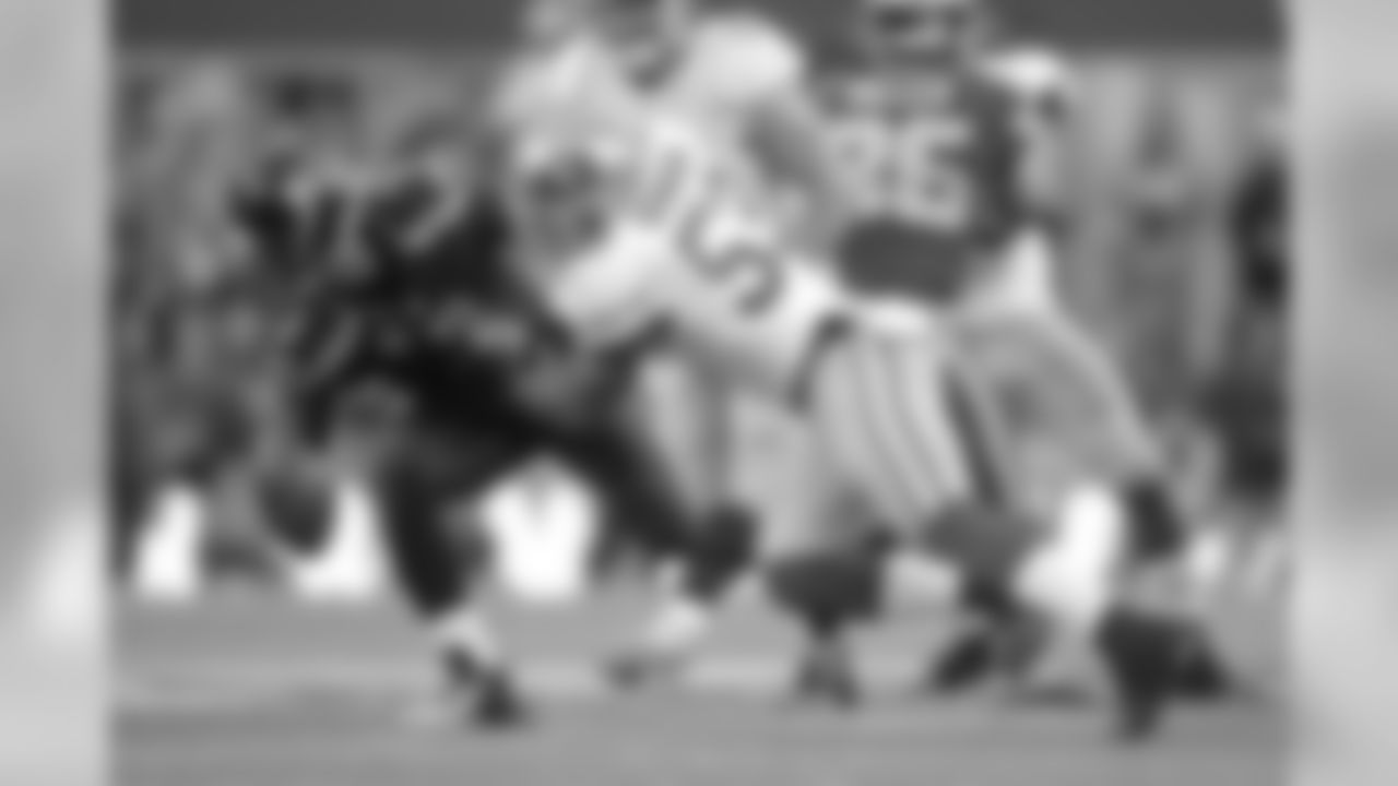 Week 11: LB NaVorro Bowman, 49ers
