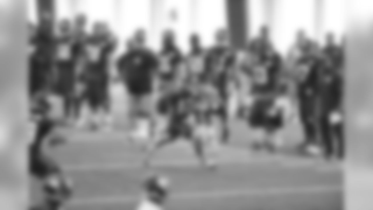 QB Ryan Nassib
