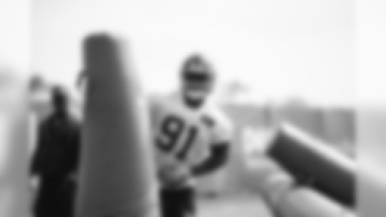 DL Chris Slayton