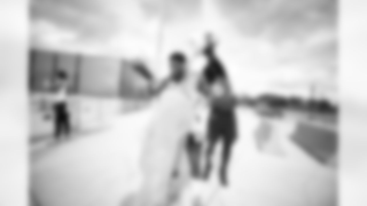 2021_1111_JoshAllenNickelodeon008