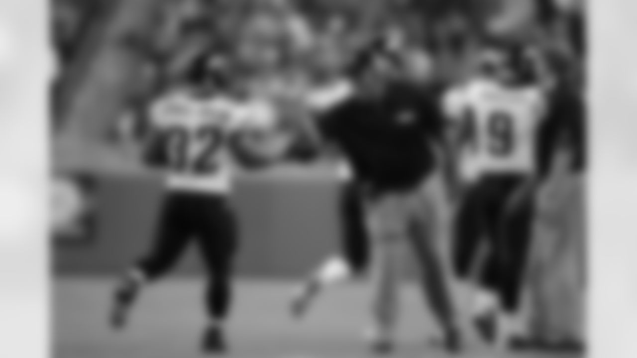 32 Maurice Jones-Drew, Kennedy Pola