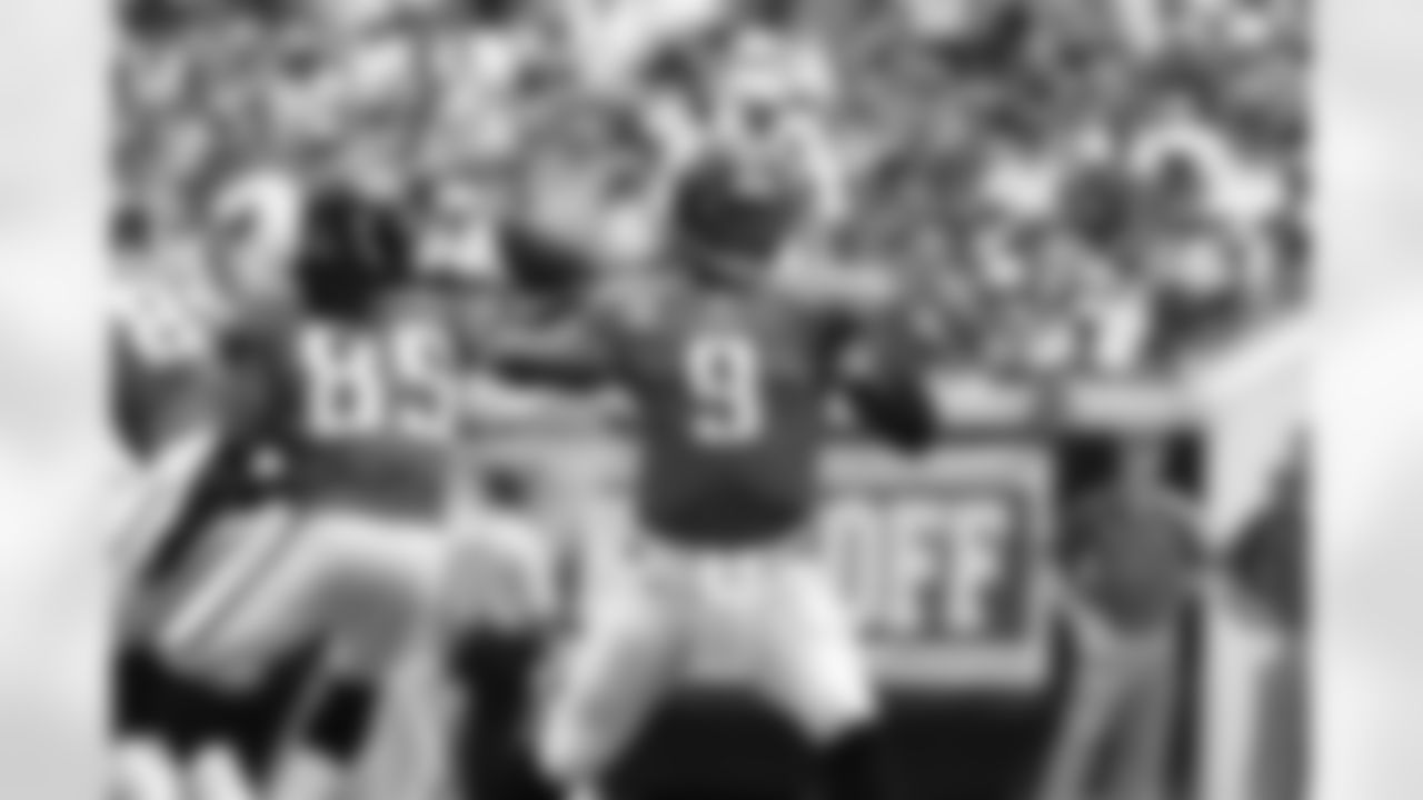 85 Ernest Wilford, #9 David Garrard